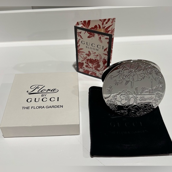 NWT Gucci Flora Silver Compact Mirror original box W/ 1.5 ml Gucci bloom - Picture 1 of 9